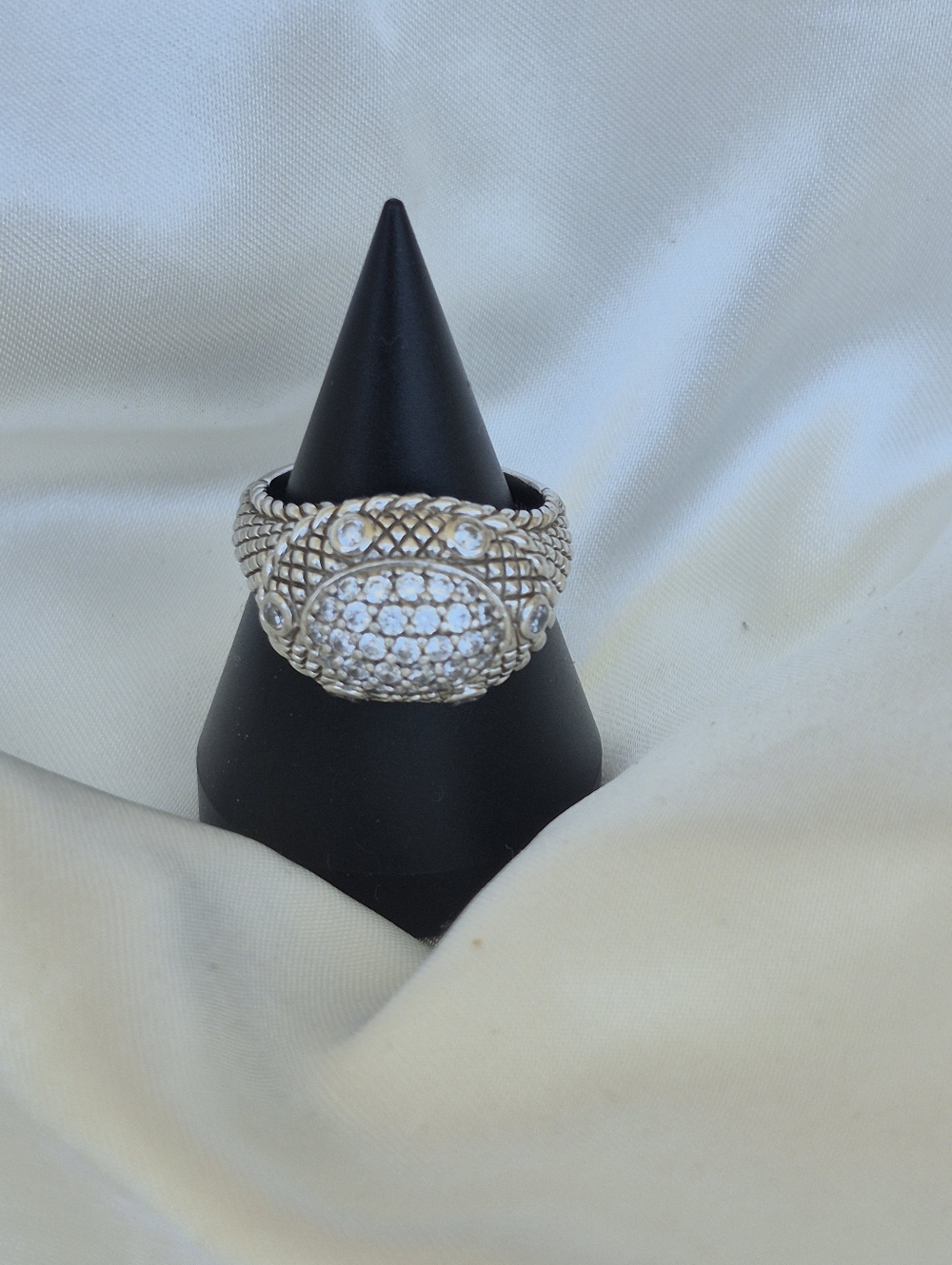 Judith Ripka Sterling Silver Pavé Cz Statement Ring  Signed Sz 9